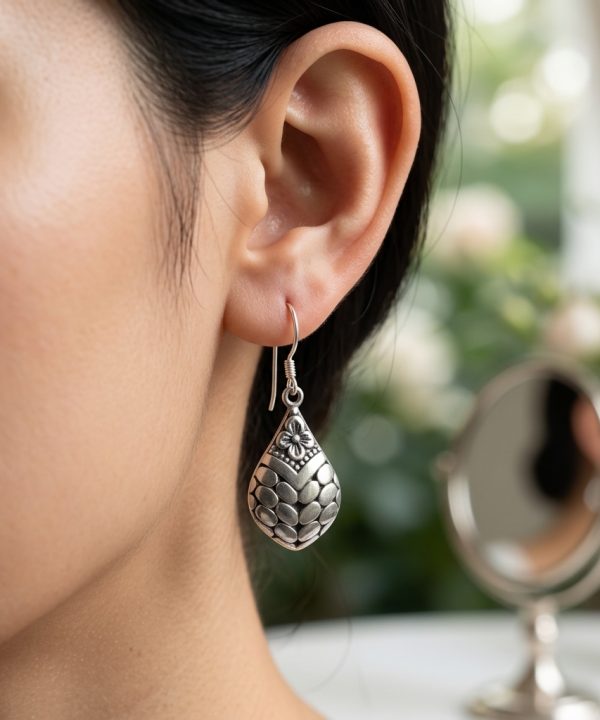 Boucles d'oreilles argent design goutte sculptural minimaliste