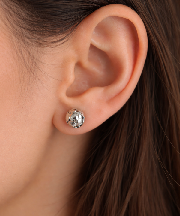 puces d'oreilles fait main artisanat Bali