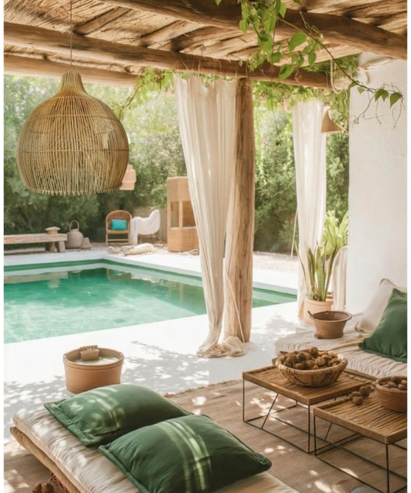 Grande suspension rotin naturel tressé 55cm, forme bulbe ajourée