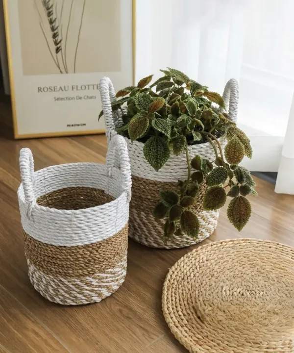Panier bohème Bali en fibres naturelles, blanc, motifs géométriques, poignées corde.